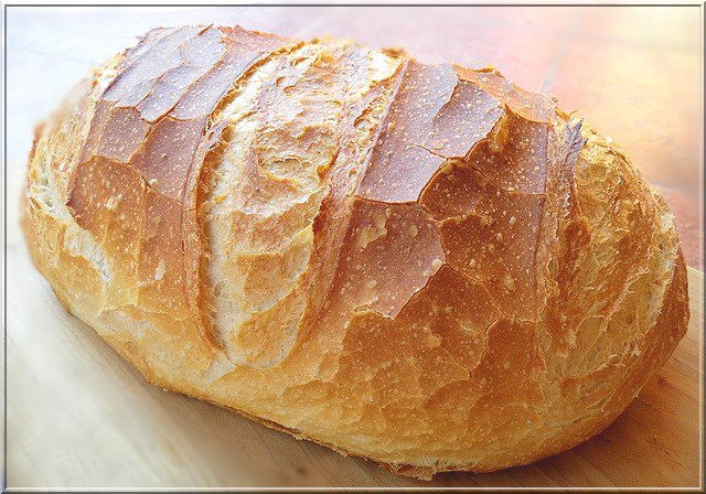 Házi kenyér 5 perc alatt – kelesztés és dagasztás nélkül!