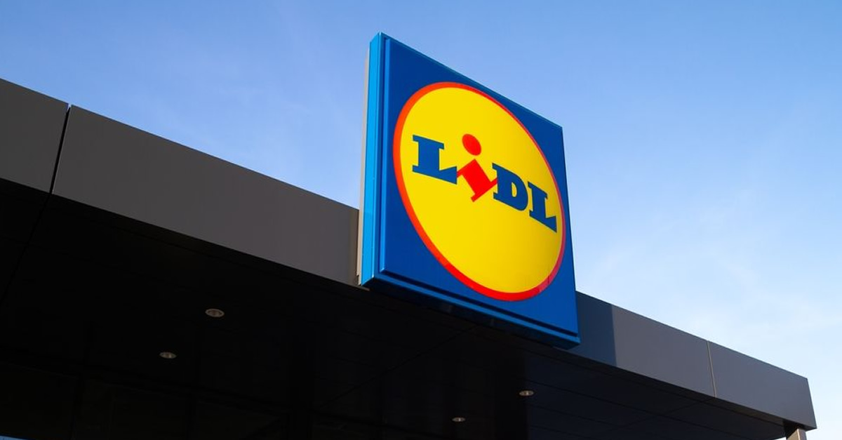 Botrány! A vak férfit nem engedték be a Lidl-be!